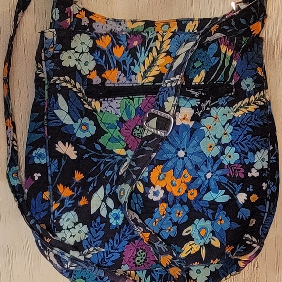 Vera Bradley Crossbody Bag - Picture 6 of 9